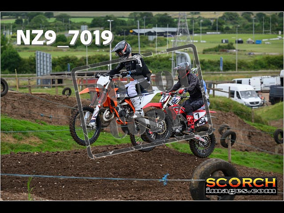 Inters-013
