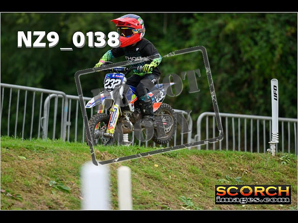 PeeWee Track-52