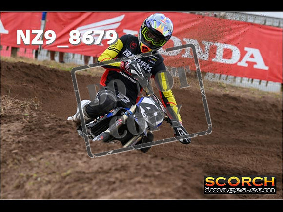 MX1-052