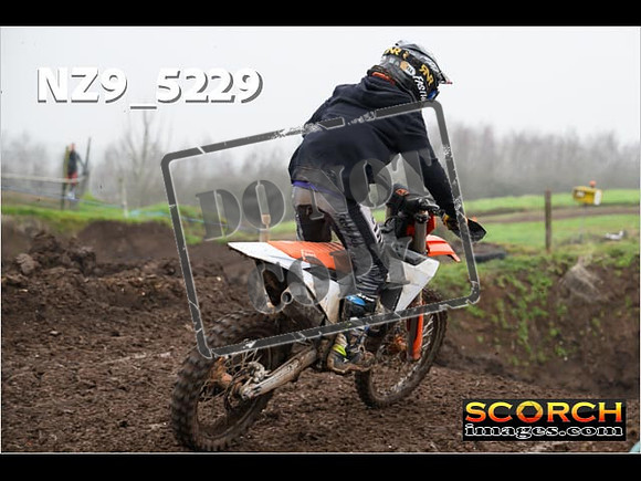 Experts-090