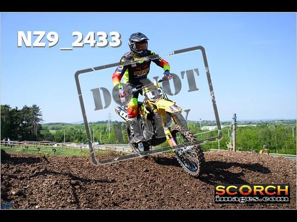 Fri09May-056