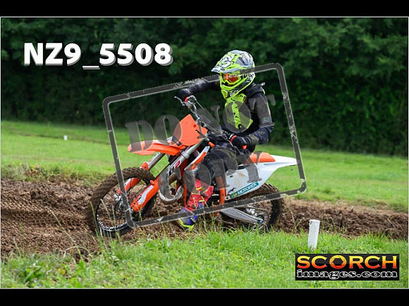 85's-048
