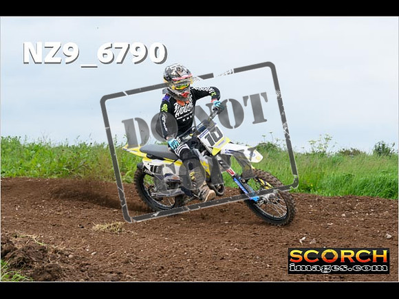 Experts-390