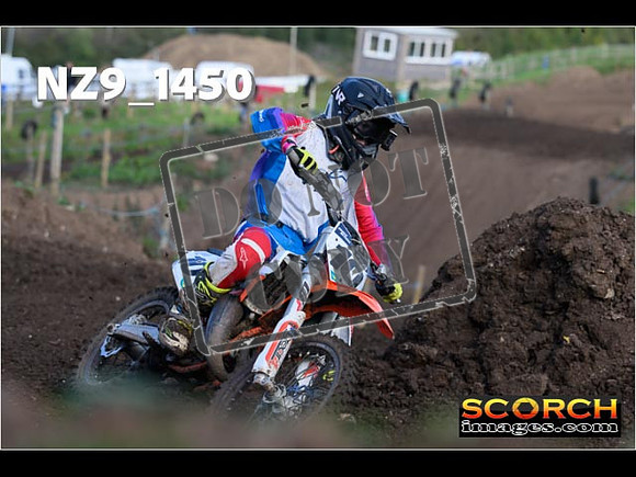 Youth-095