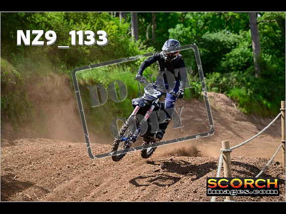 Experts-156