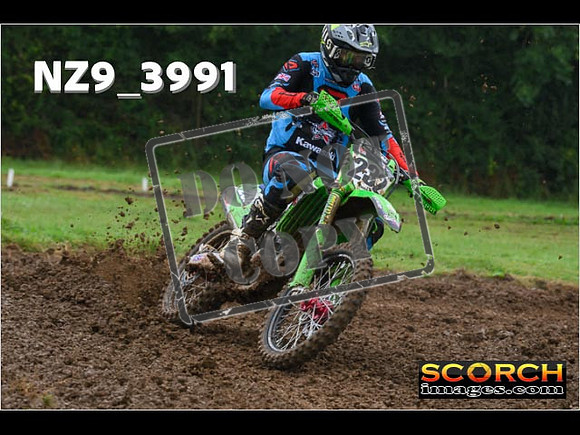 Experts-067