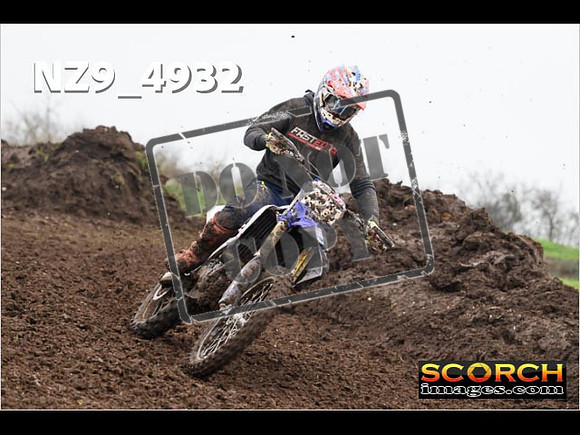 Experts-402