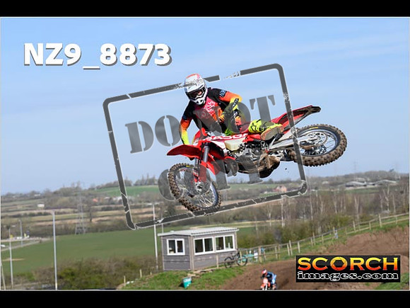 Thur20Mar-080