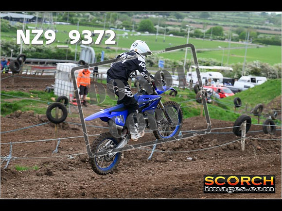 Experts-090
