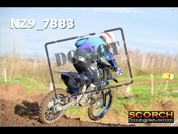 Experts-097