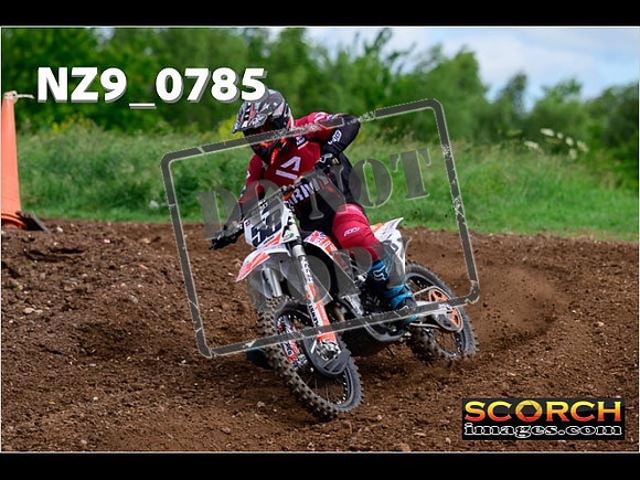 Experts-108