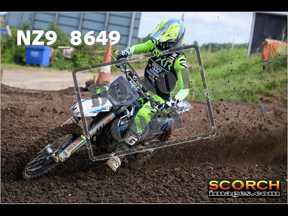 Thur27Jun-012