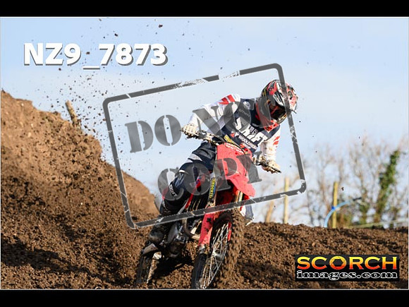 Experts-089