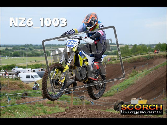 Inters-099