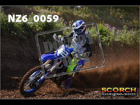 Experts-055