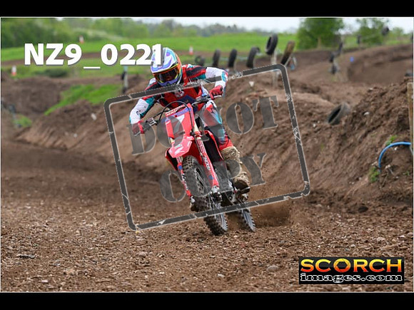 Thur25Apr-324