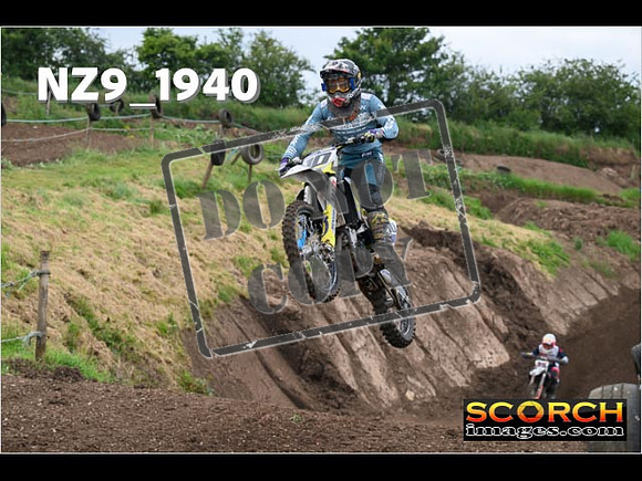 Experts-159