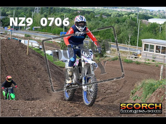 Fri09Aug-067