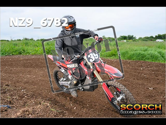 Experts-383
