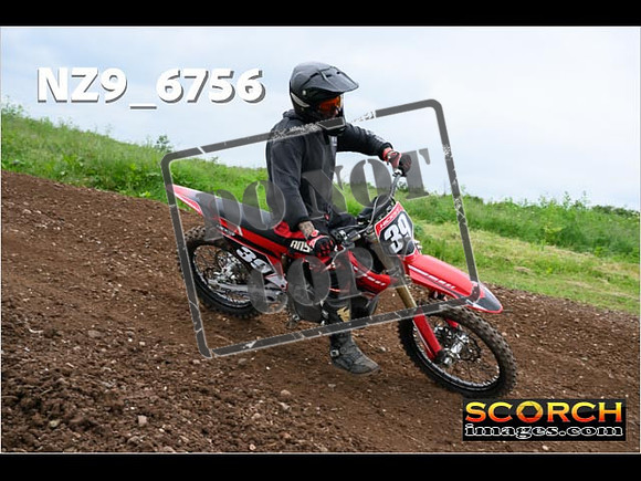 Experts-359