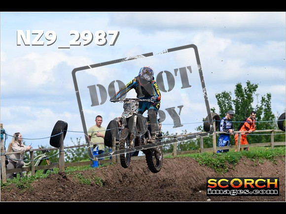 Inters-233