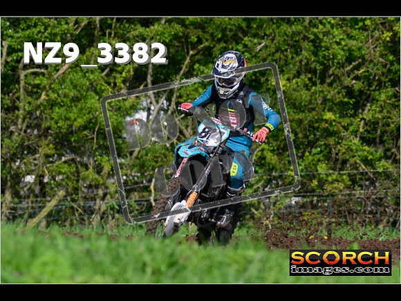 Experts-078