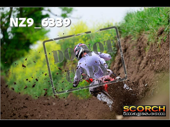 Experts-092