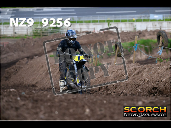 Wed24Apr-077