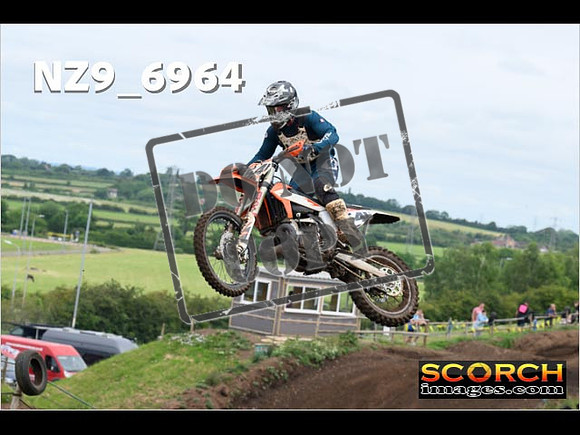 Experts-088