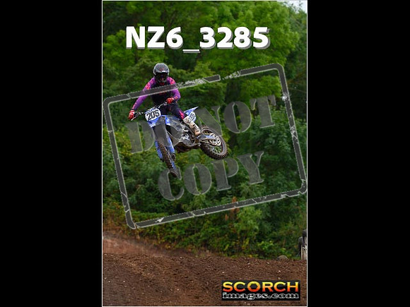 Experts-064
