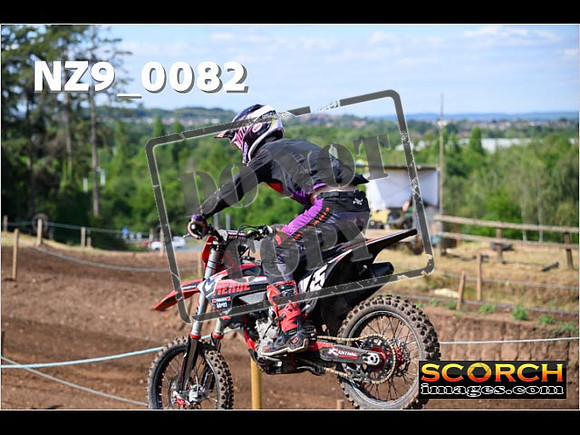 Experts-092