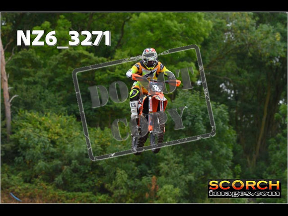 Experts-050