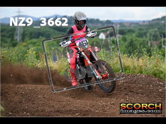 Experts-070