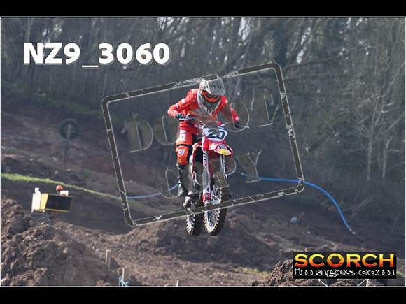 Experts-098