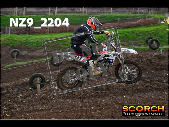 Thur 02 May-087