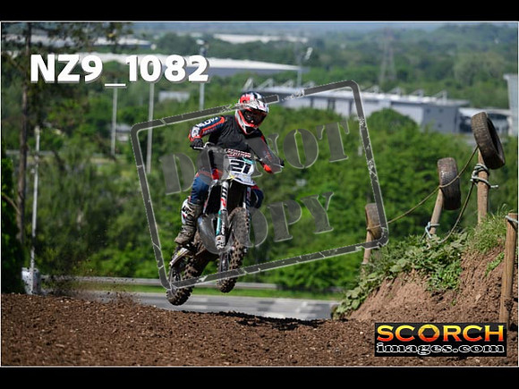 Experts-158