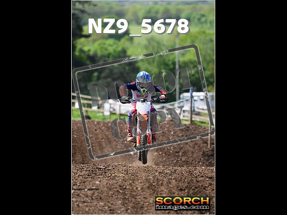 Youth-094
