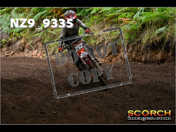 85'S-082