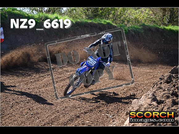 Experts-109