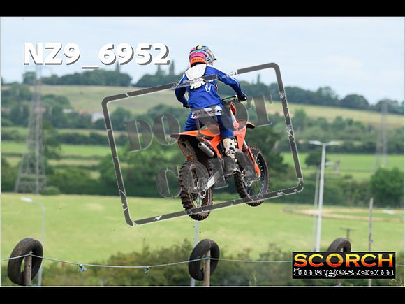Experts-078