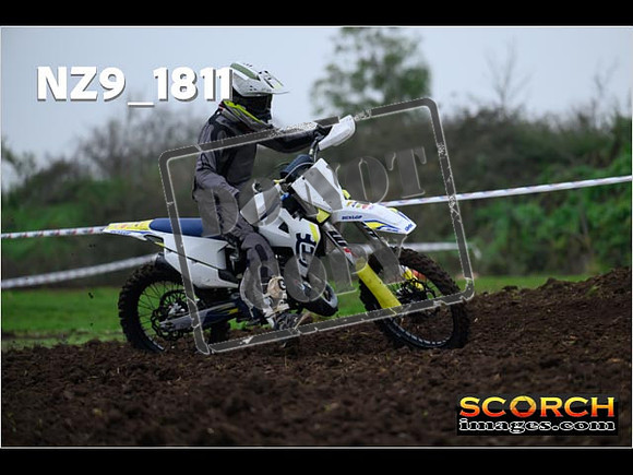 Inters-047
