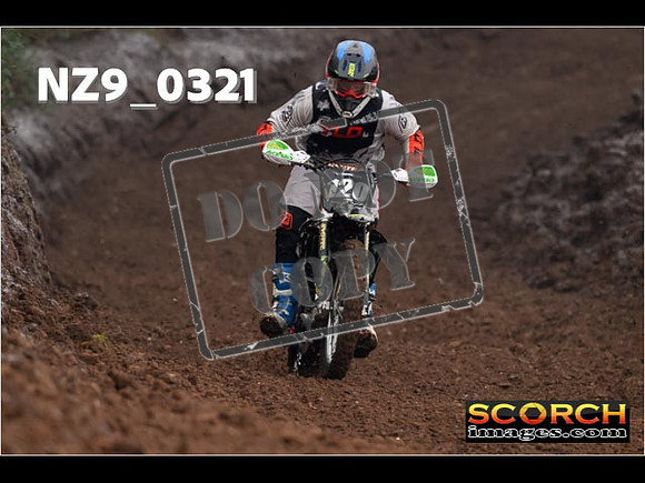 IntersGreenOrange-037