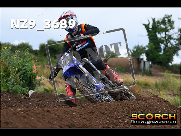 Experts-097