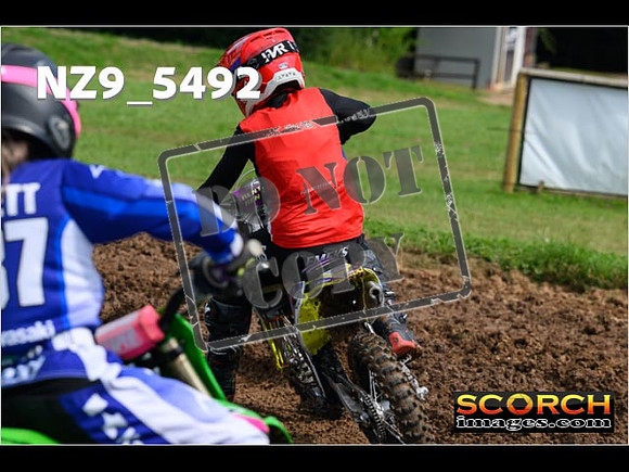 85's-032