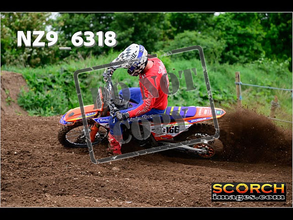 Experts-072