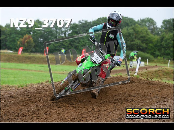 Experts-027