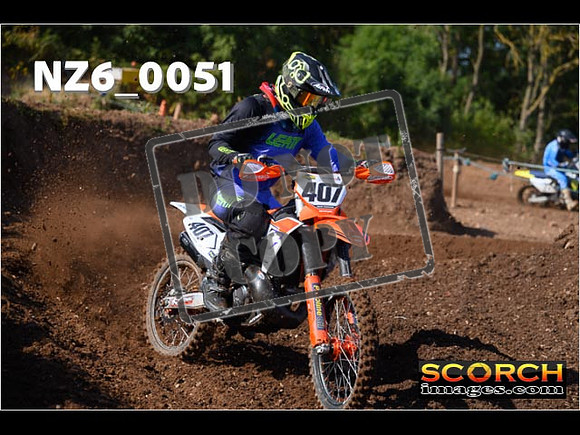 Experts-047