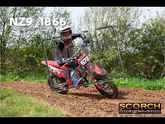85's-047