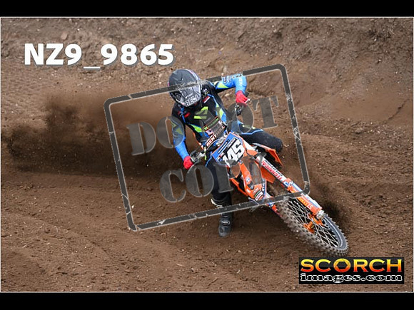 Experts-086