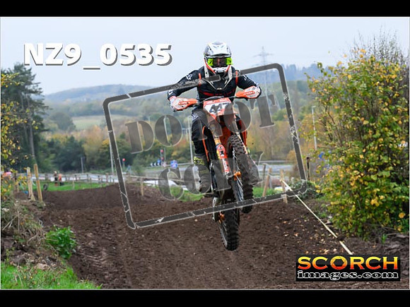 Experts-090